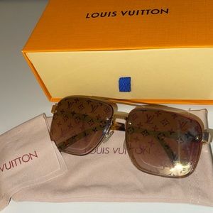 LOUIS VUITTON SUNGLASSES